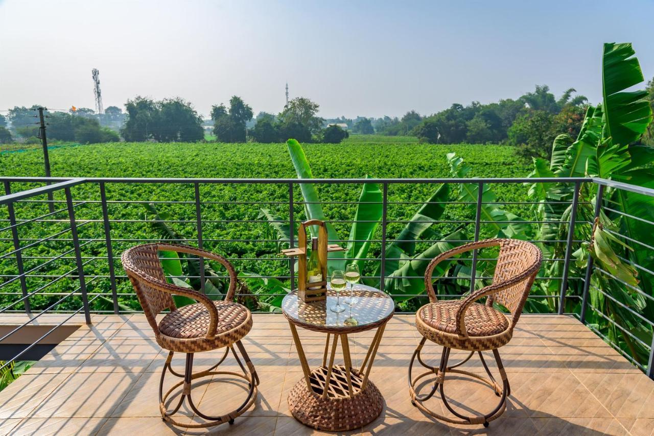 Saffronstays Eden, Nashik - Pet-Friendly Villa With Pool, Jacuzzi & Grape Farm Εξωτερικό φωτογραφία